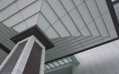 如何维护日常生活使用中的铝单板幕墙